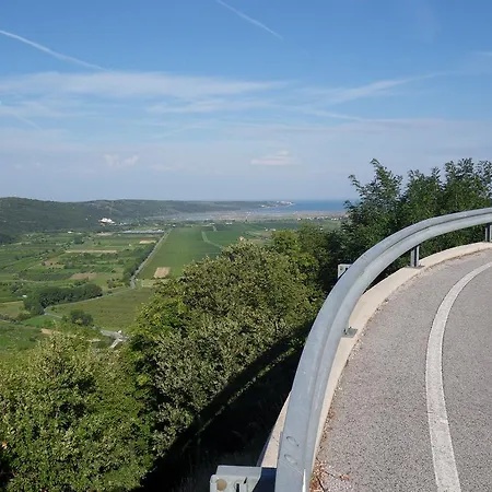 Apartma Istra Zora * Сечовле